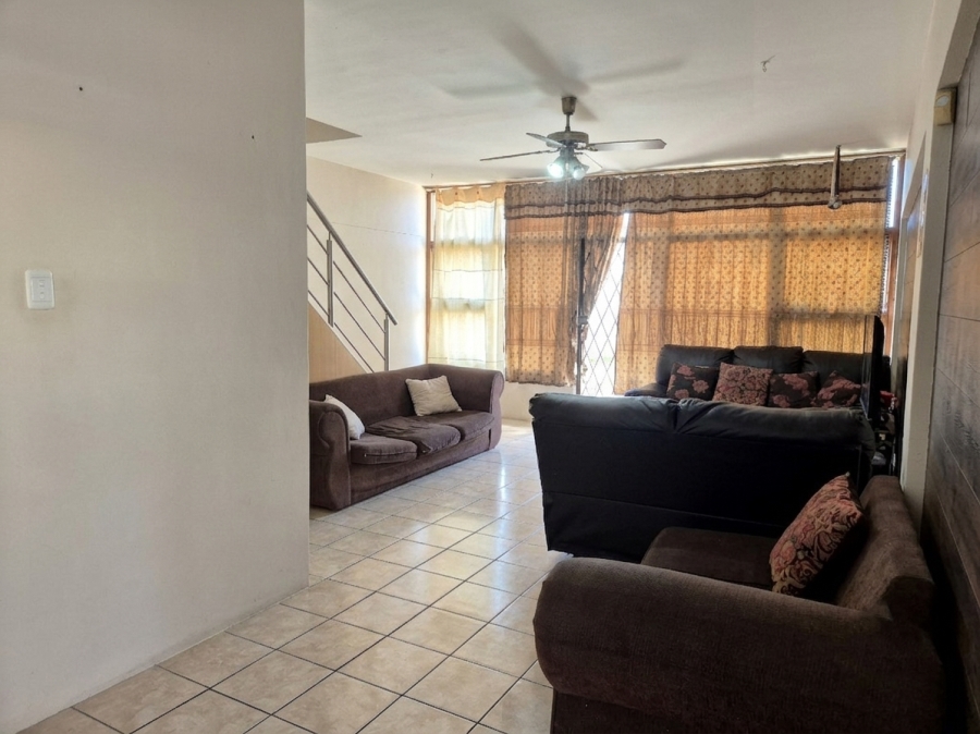 2 Bedroom Property for Sale in Southernwood Eastern Cape